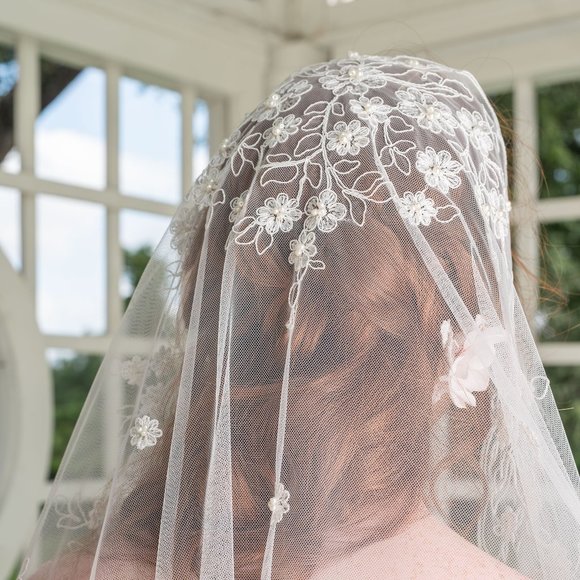 Embroidered net lace wedding mantilla veil - ivory main image 4